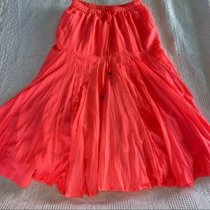 Mix Nouveau New York Skirt (SMALL)